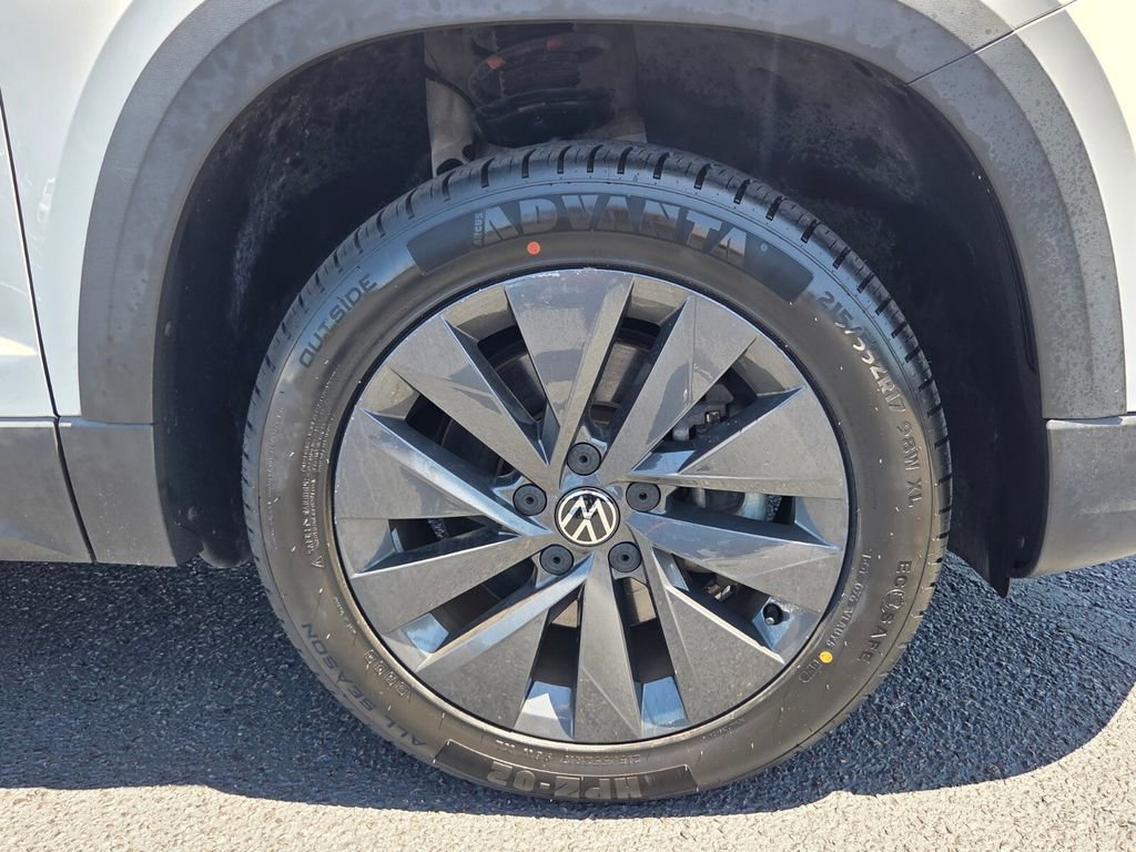 Used 2022 Volkswagen Taos S FWD image 9