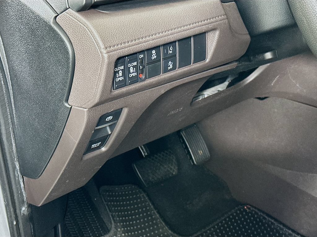 Certified 2019 Honda Odyssey EX image 10