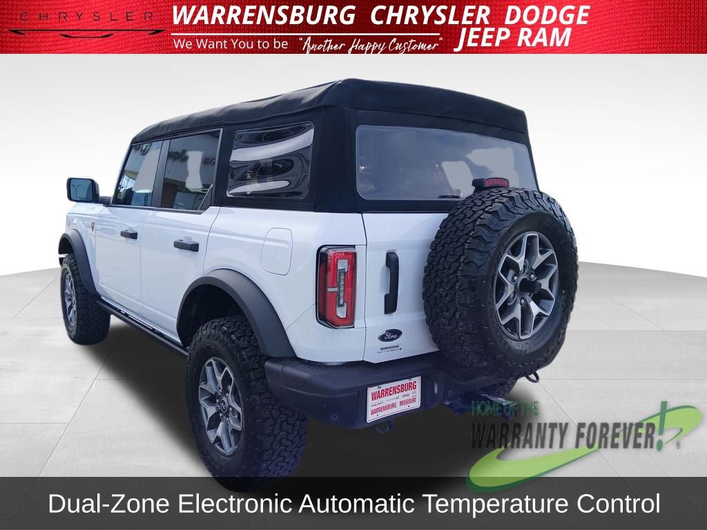 Used 2024 Ford Bronco Badlands image 7