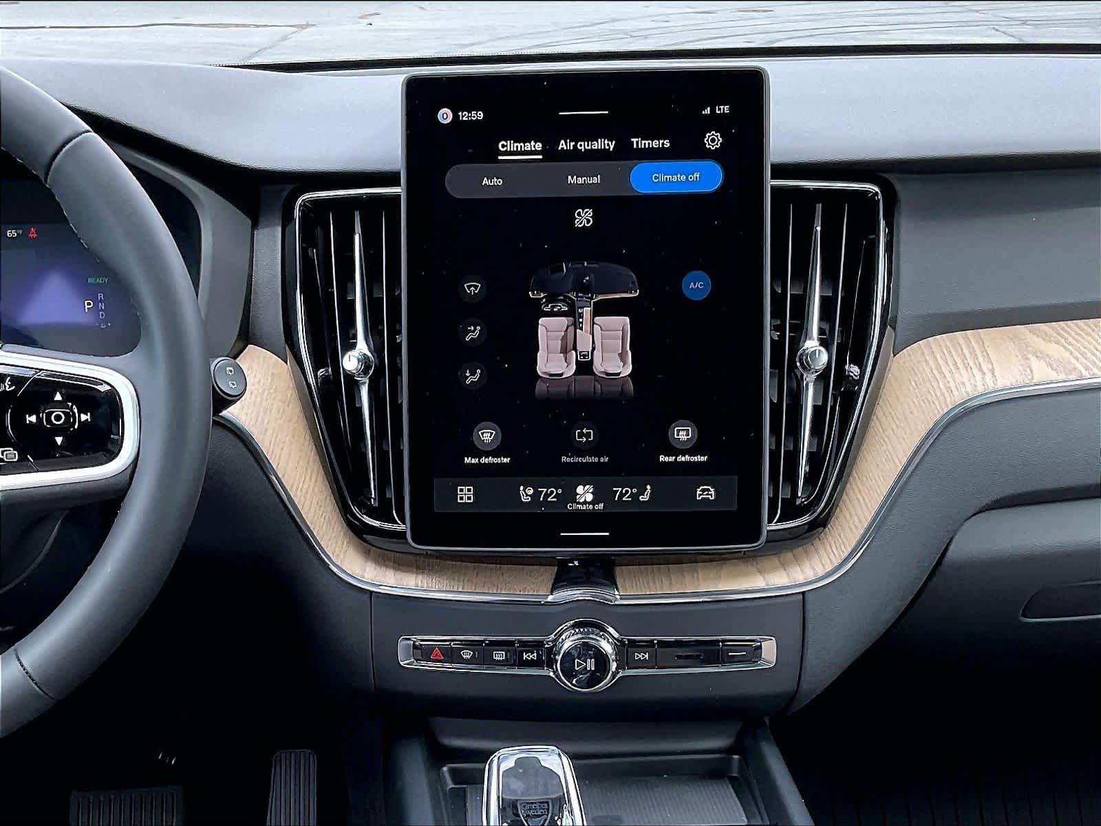 New 2026 Volvo XC60 T8 Plus w/ Climate Package AWD/4WD image 9