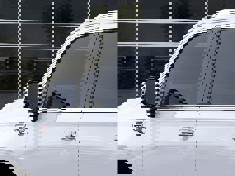 New 2026 GMC Yukon Denali image 12