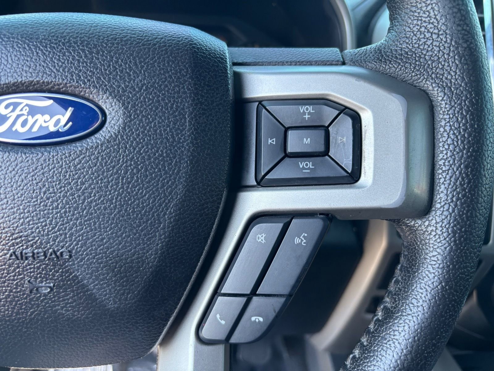 Used 2016 Ford F150 Lariat w/ Equipment Group 502A Luxury image 32