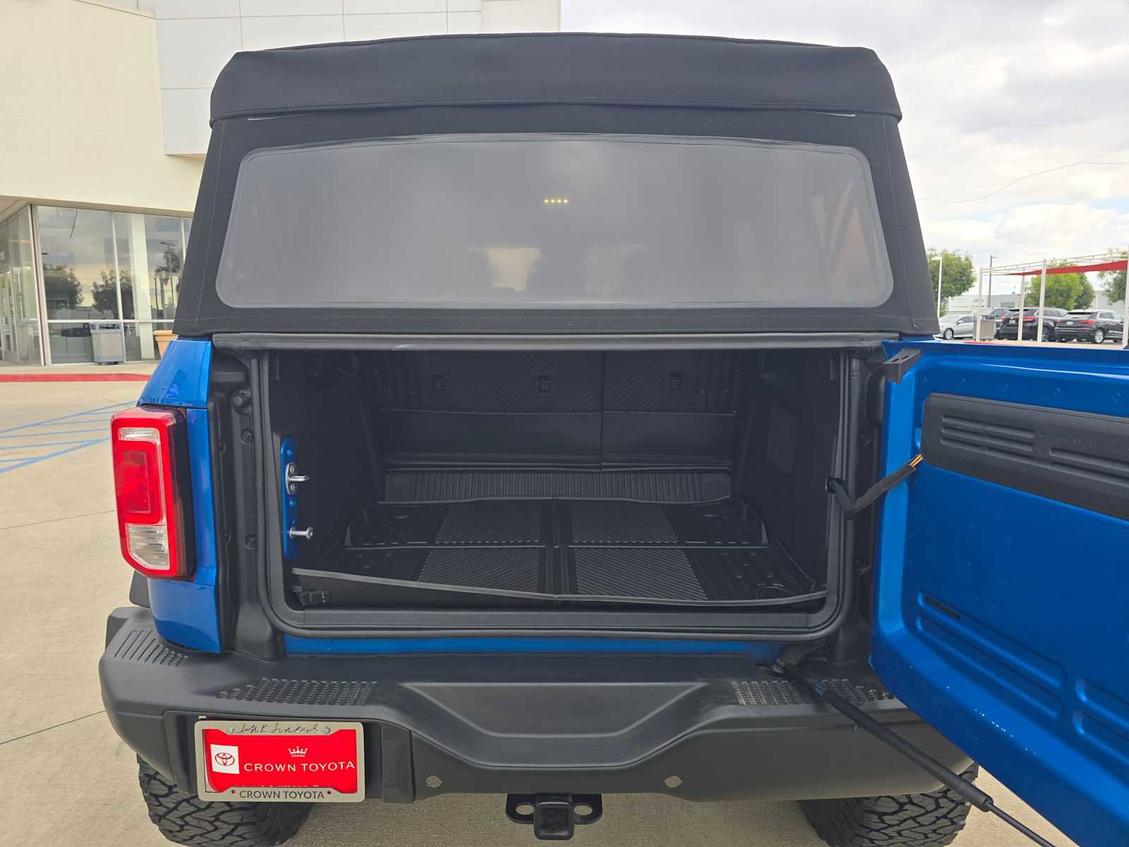 Used 2023 Ford Bronco 4-Door image 16