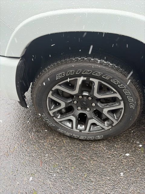 Used 2025 RAM 1500 Laramie w/ Sport Appearance Package image 32