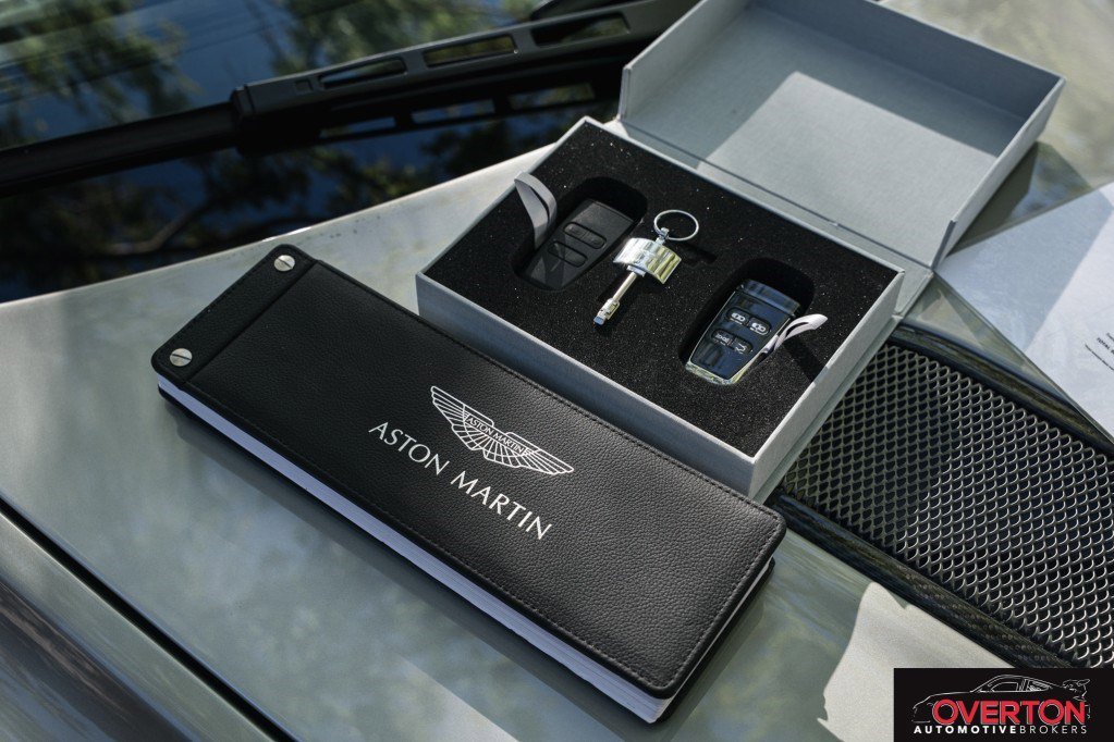 Used 2017 Aston Martin V12 Vantage S image 39