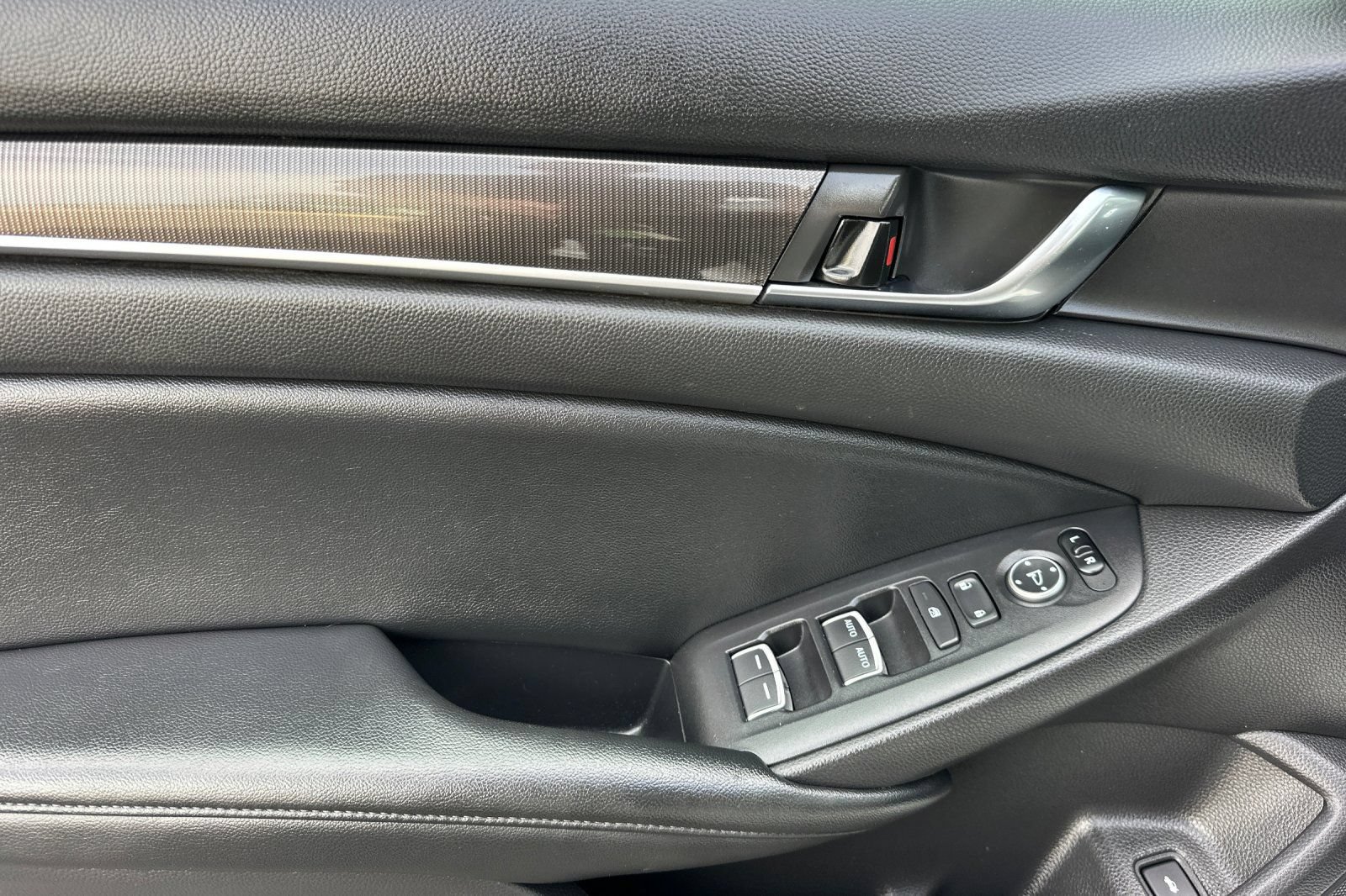 Used 2021 Honda Accord Sport Special Edition image 10