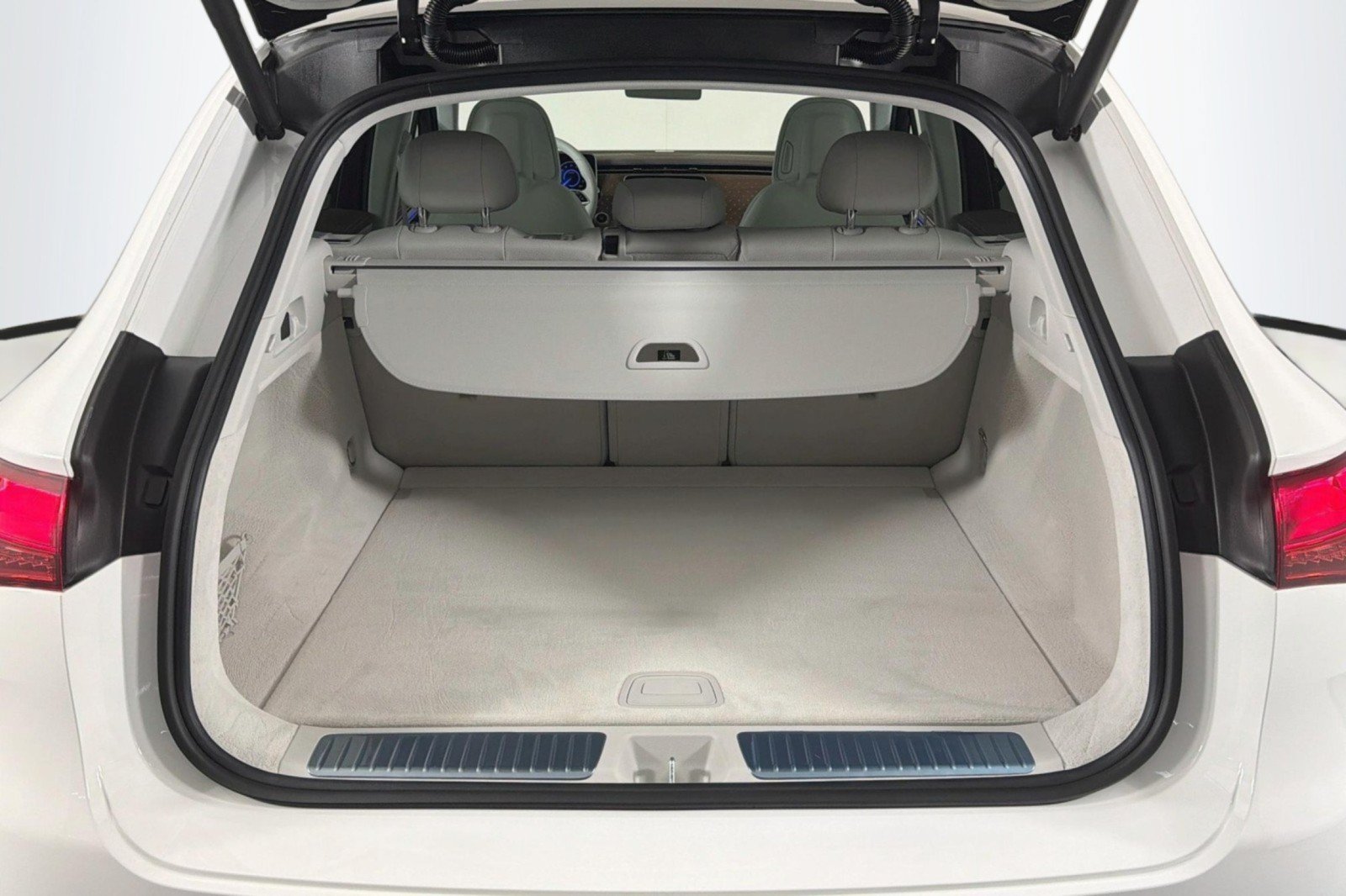 Certified 2024 Mercedes-Benz EQE 350+ SUV image 24