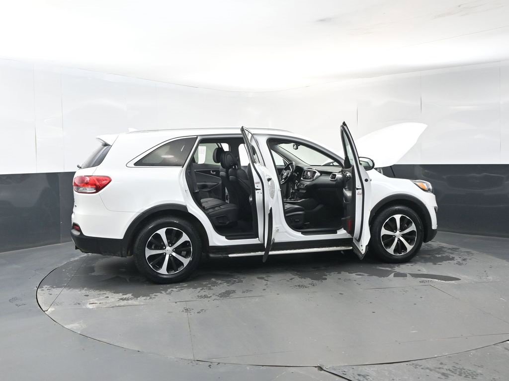 Used 2016 Kia Sorento EX image 30