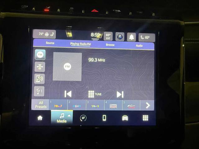 Certified 2023 Jeep Grand Cherokee Laredo w/ Luxury Tech Group I AWD/4WD image 31
