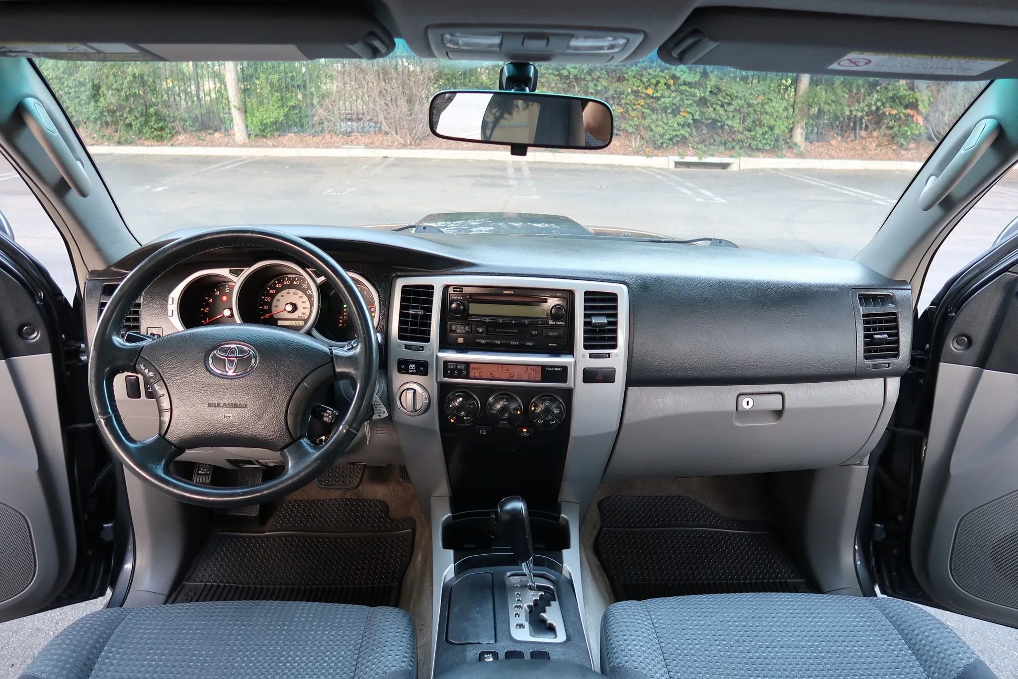 Used 2004 Toyota 4Runner Sport image 28