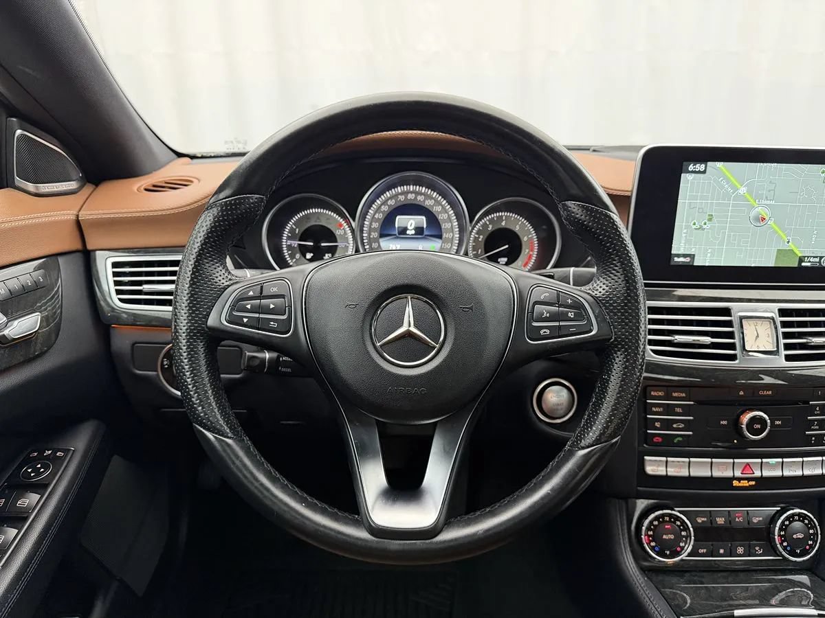 Used 2015 Mercedes-Benz CLS 400 4MATIC image 11