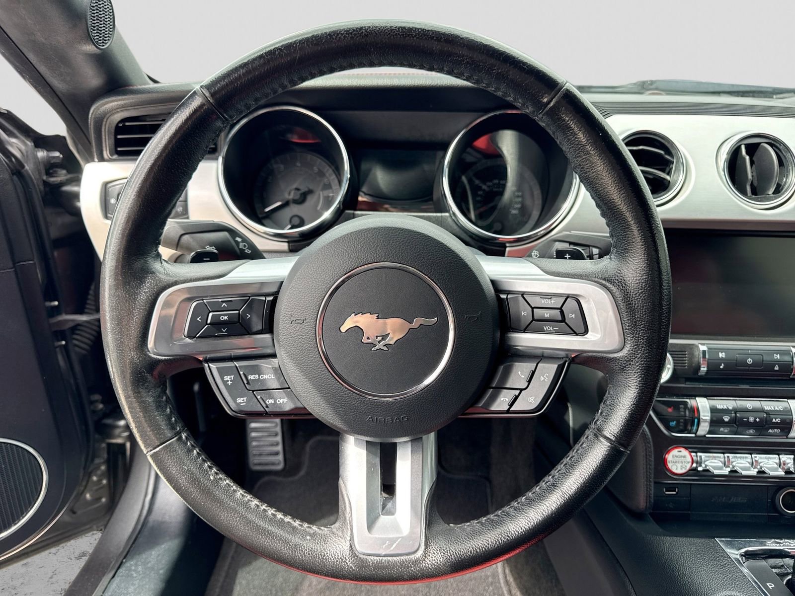 Used 2015 Ford Mustang GT Premium w/ Equipment Group 401A RWD image 20