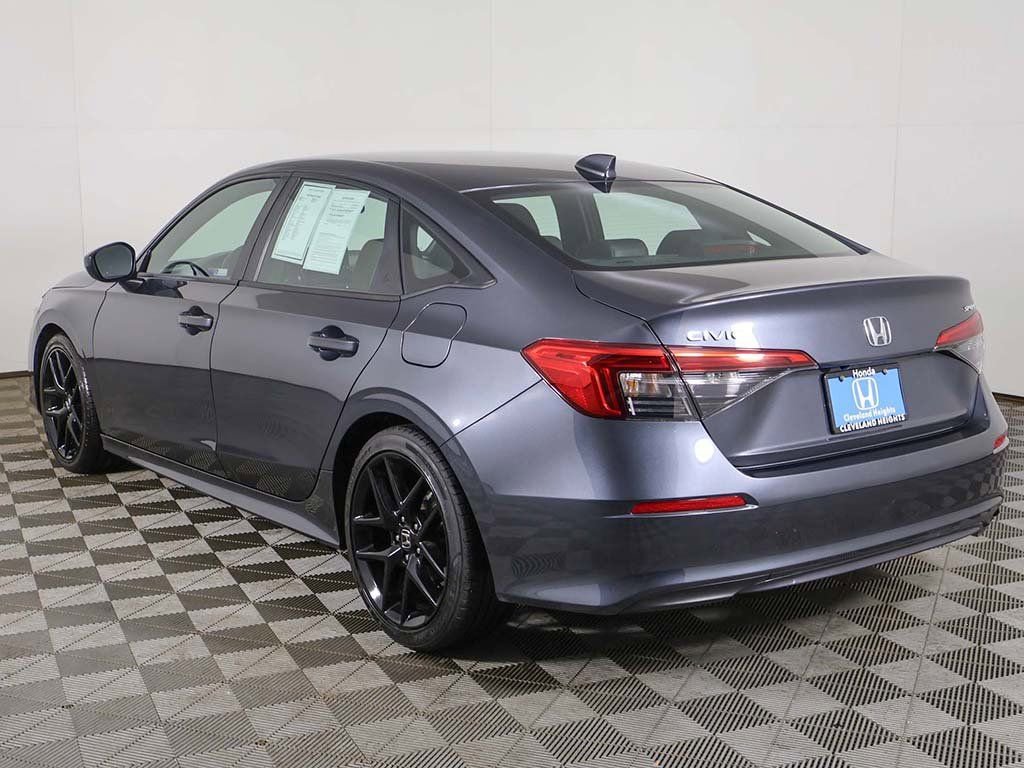 Used 2023 Honda Civic Sport image 6