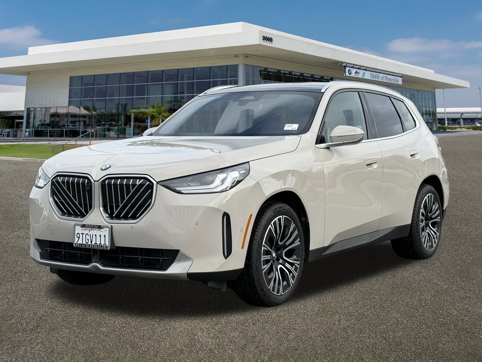 Used 2025 BMW X3 xDrive30i image 4