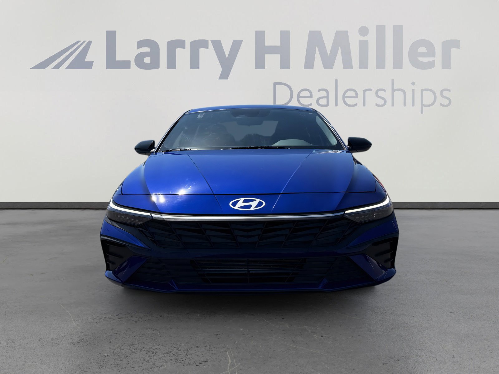 Certified 2025 Hyundai Elantra Sport FWD image 8