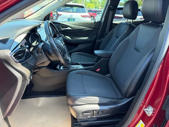 Used 2020 Buick Encore GX Preferred w/ Cold Weather Comfort Package FWD image 12