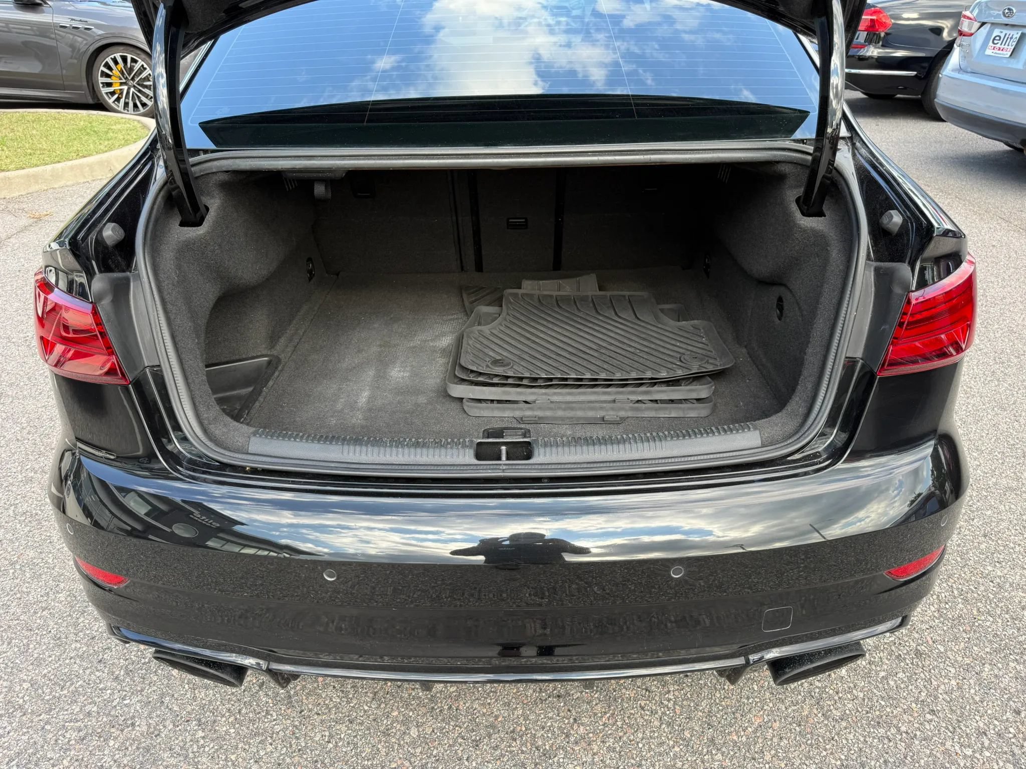 Used 2018 Audi RS 3 AWD/4WD image 33