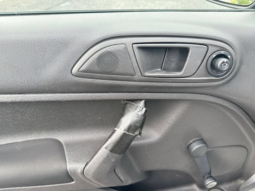 Used 2014 Ford Fiesta S FWD image 19