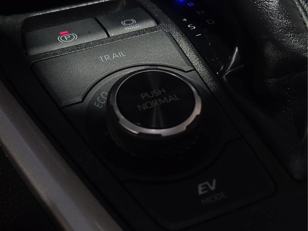 Certified 2024 Toyota RAV4 SE w/ Convenience Package AWD/4WD image 22