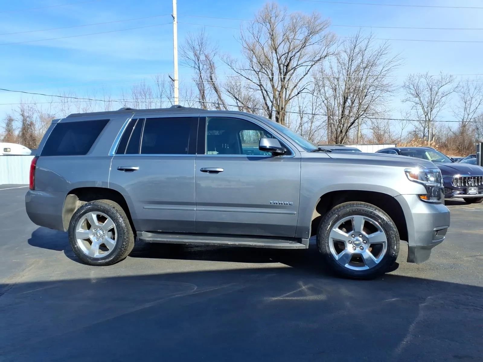Used 2019 Chevrolet Tahoe LS w/ All-Season Package image 2
