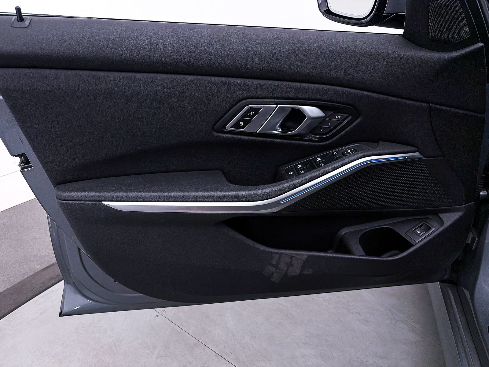 Used 2023 BMW 330i Sedan RWD image 16