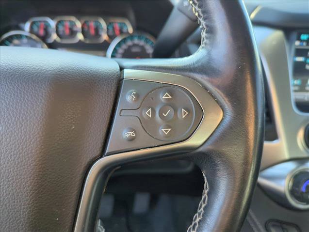 Used 2020 Chevrolet Suburban LT w/ Luxury Package image 13