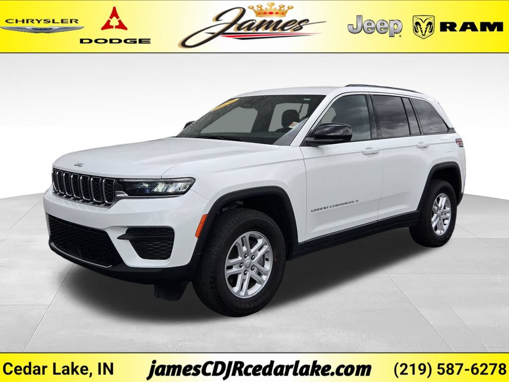 Used 2024 Jeep Grand Cherokee Laredo w/ Luxury Tech Group I