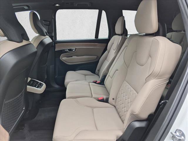 Used 2026 Volvo XC90 B6 Plus w/ Protection Package Premier AWD/4WD image 20