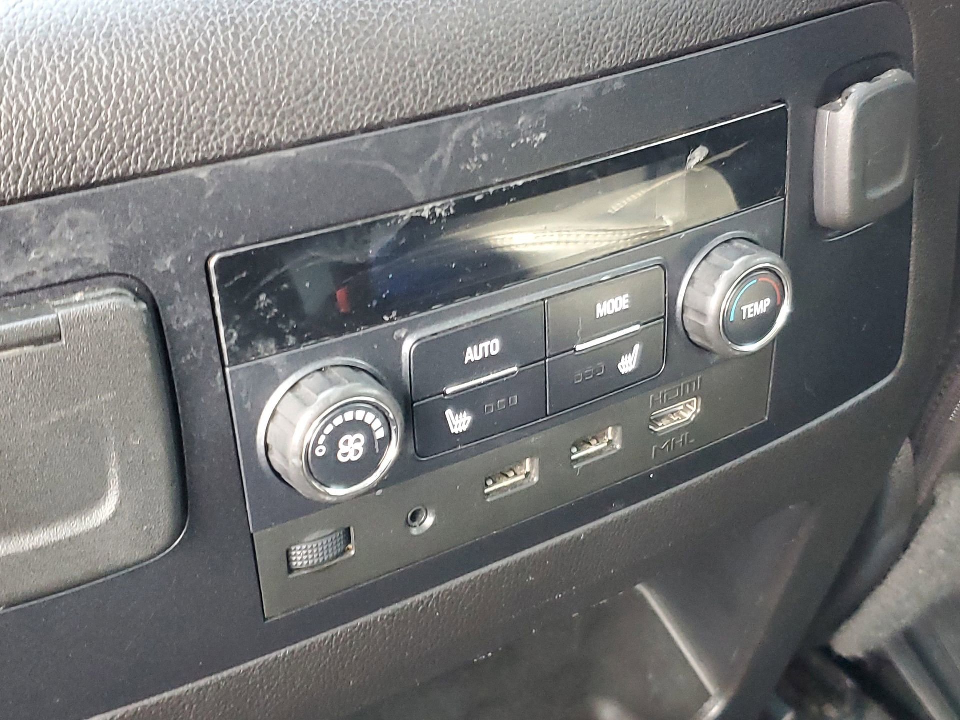 Used 2019 GMC Yukon Denali w/ Denali Ultimate Package image 14