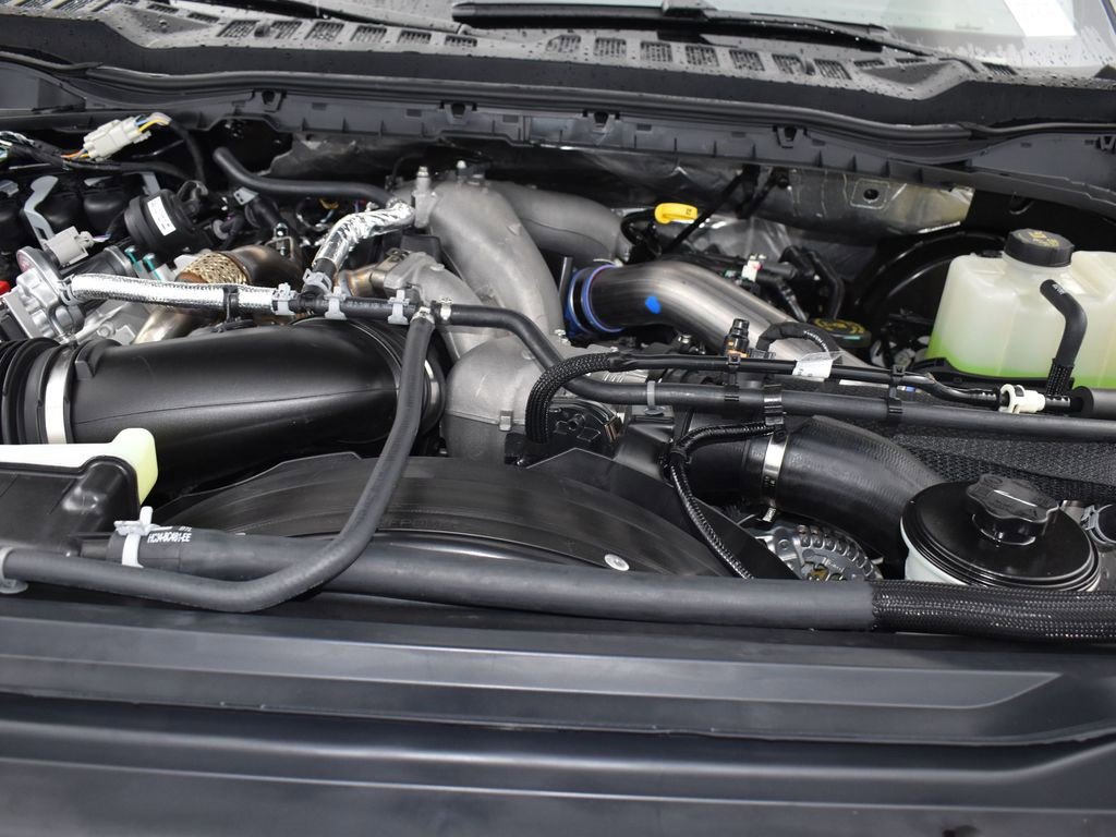 New 2025 Ford F350 Lariat w/ Black Appearance Package image 13