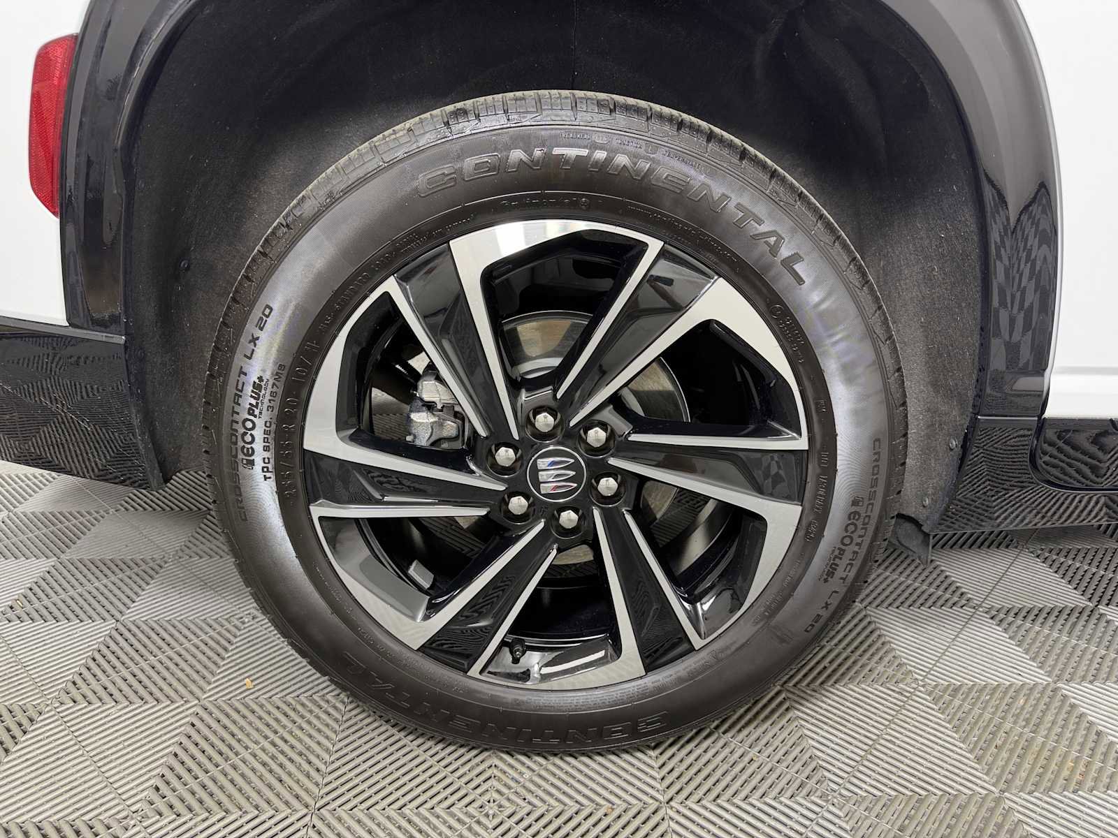 New 2026 Buick Enclave Sport Touring w/ Power Package image 16