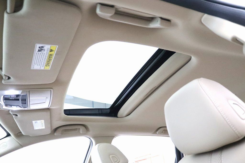 Certified 2025 Acura TLX w/ Technology Package image 26