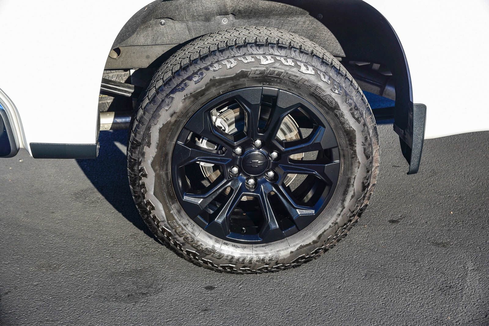 Used 2024 Chevrolet Silverado 1500 LTZ image 9