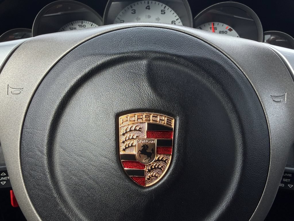 Used 2006 Porsche 911 Carrera S RWD image 18