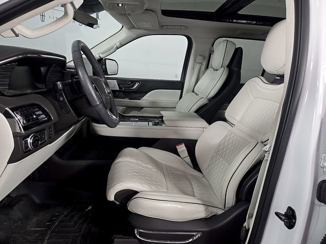 Certified 2020 Lincoln Navigator L Black Label AWD/4WD image 13