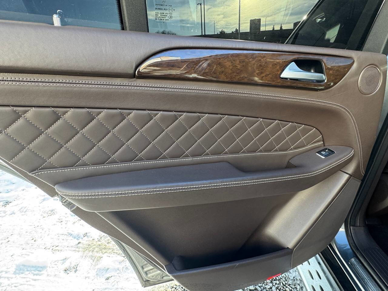 Used 2019 Mercedes-Benz GLS 450 4MATIC image 27