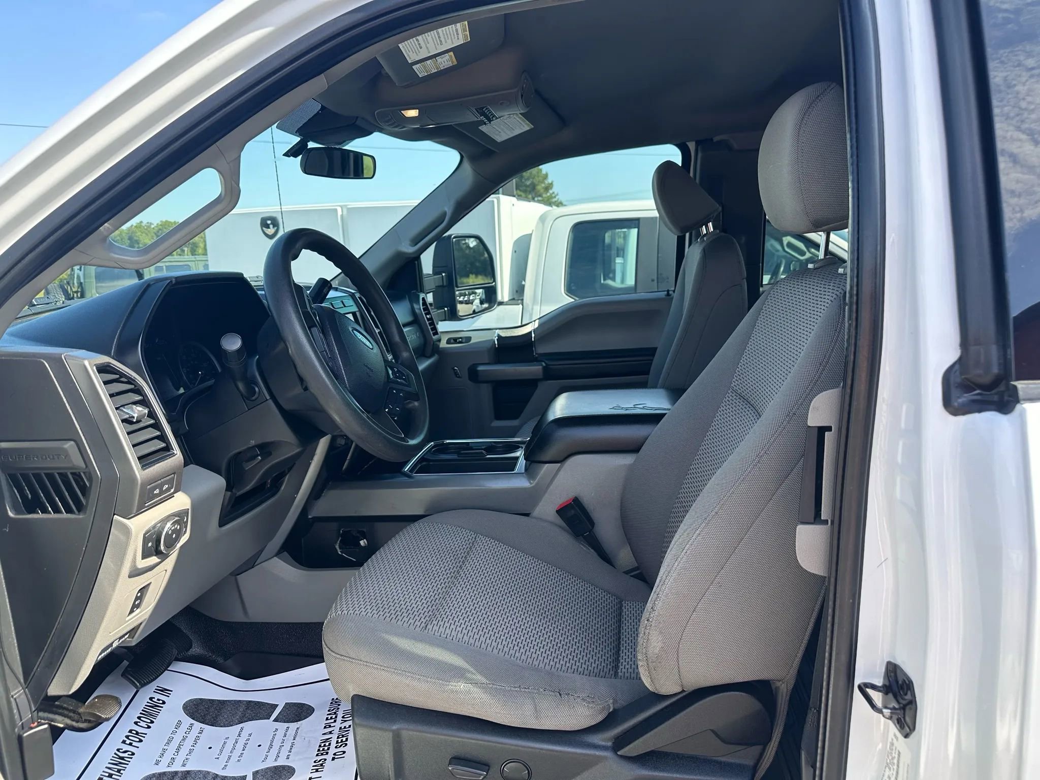 Used 2021 Ford F550 4x4 SuperCab Super Duty w/ XLT Value Package image 5