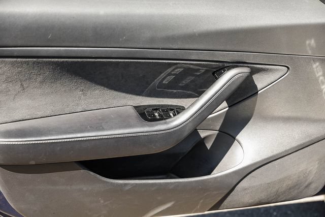 Used 2020 Tesla Model 3 Standard Range Plus RWD image 25