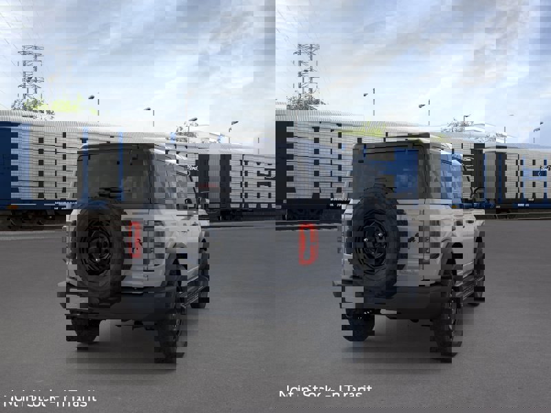 New 2026 Ford Bronco Outer Banks image 8