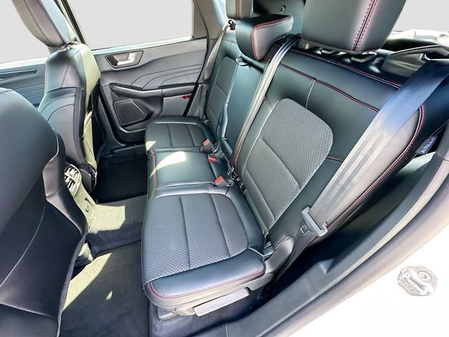 New 2026 Ford Escape ST-Line w/ Tech Pack #1 FWD image 17