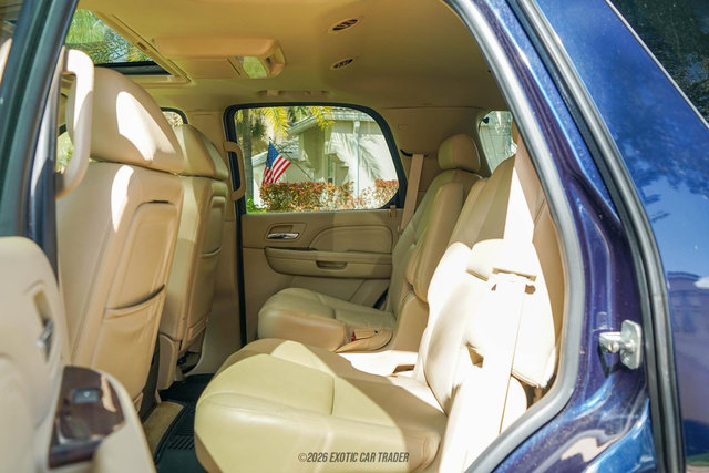 Used 2009 Cadillac Escalade AWD image 50