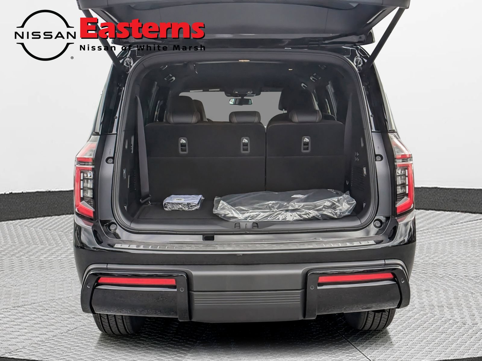 New 2026 Nissan Armada SL w/ Captain's Chari Seat Package AWD/4WD image 11
