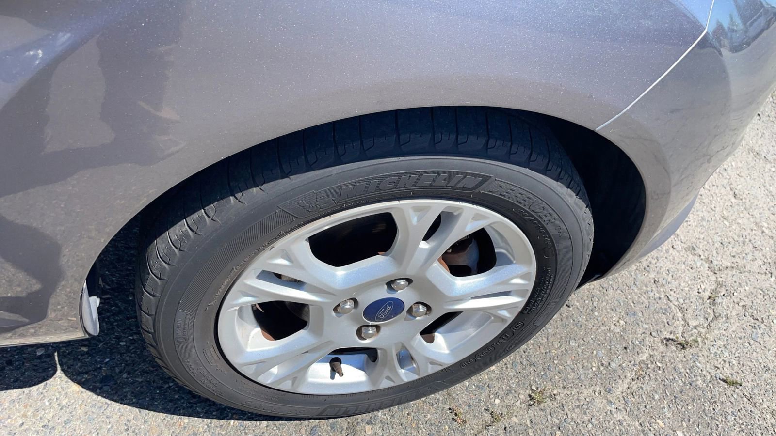 Used 2014 Ford Fiesta SE FWD image 44