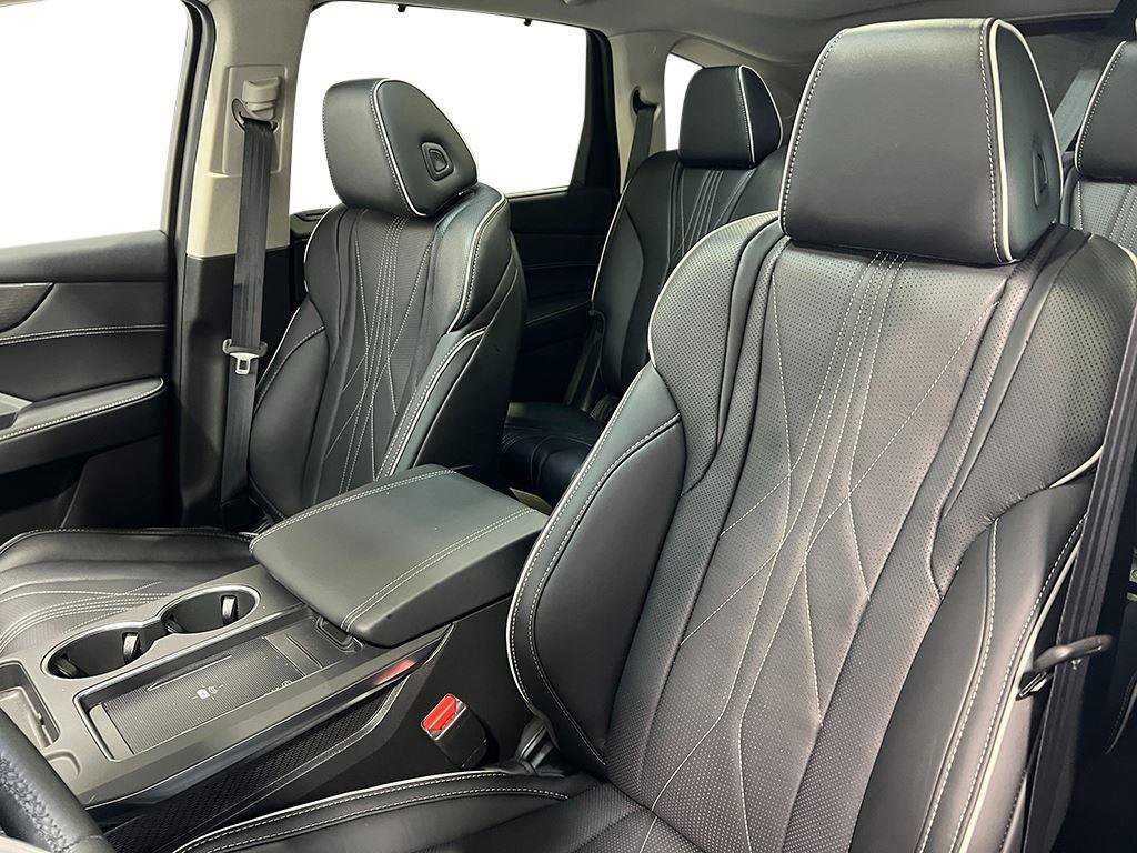 New 2026 Acura MDX SH-AWD w/ Advance Package image 13