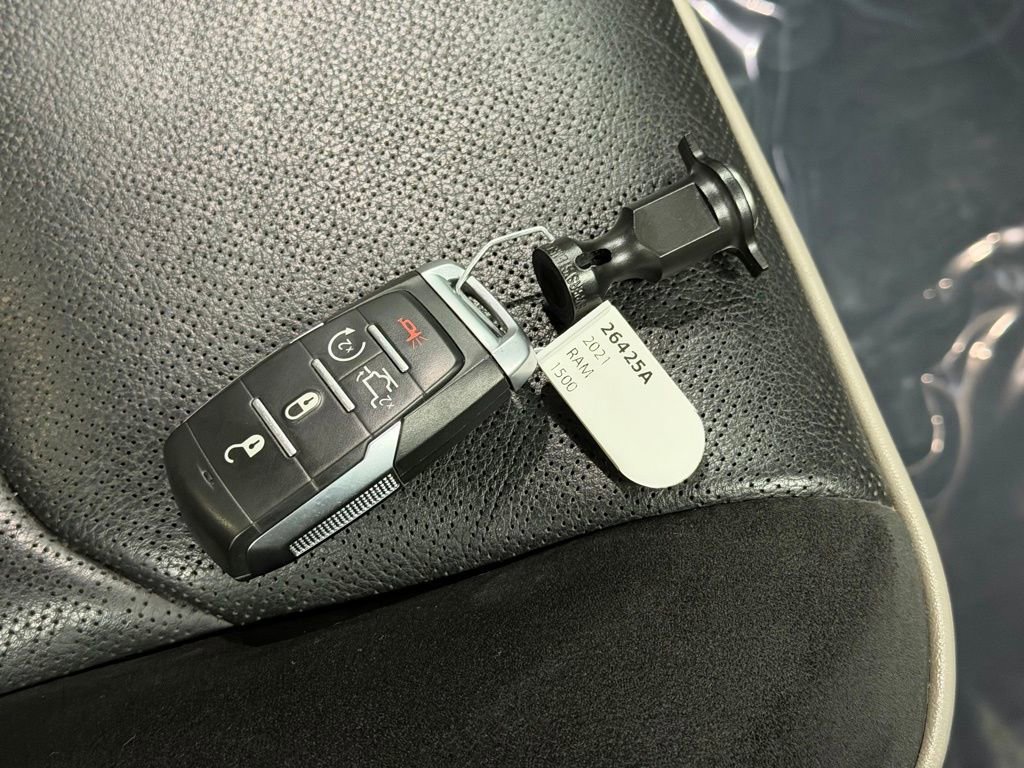 Used 2021 RAM 1500 Laramie w/ Advanced Safety Group image 23