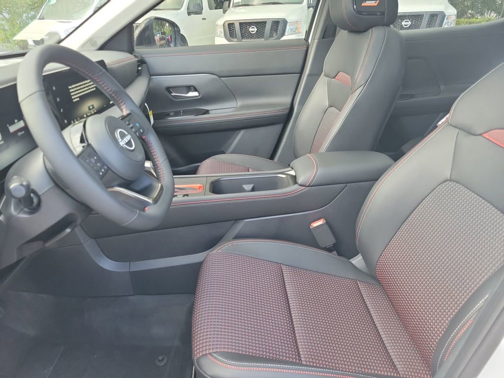 New 2026 Nissan Kicks SR image 27