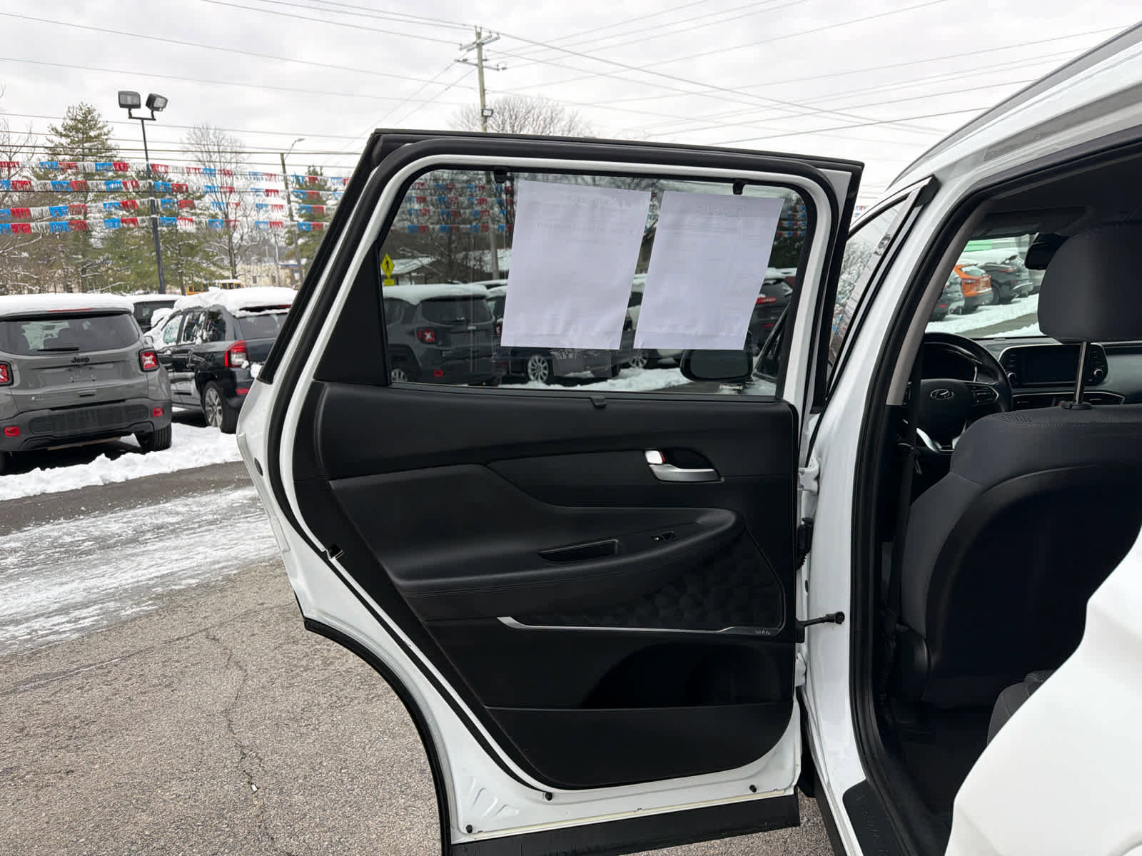 Used 2019 Hyundai Santa Fe SEL image 11