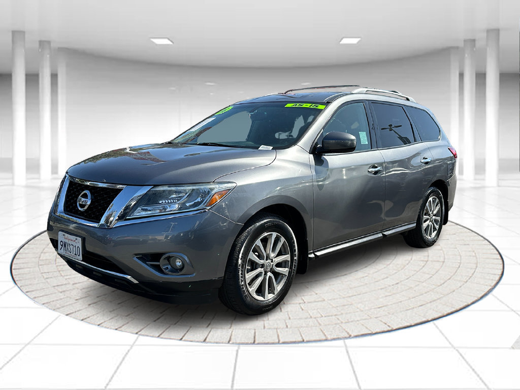 Used 2016 Nissan Pathfinder SV