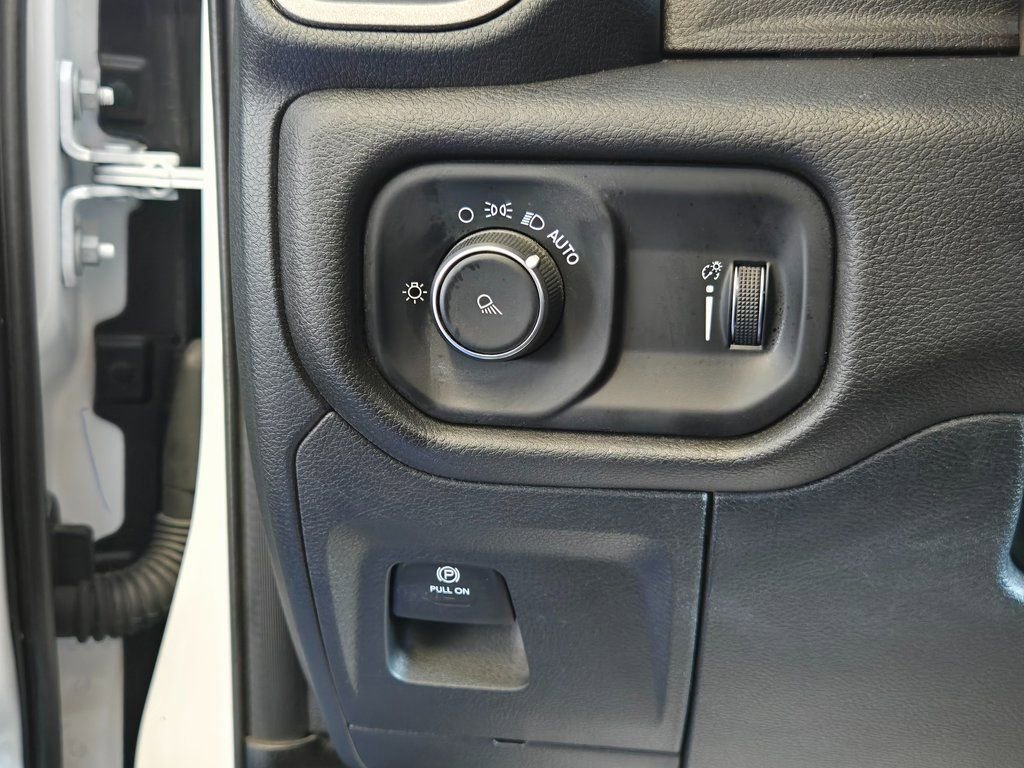 Used 2025 RAM 1500 Tradesman image 9