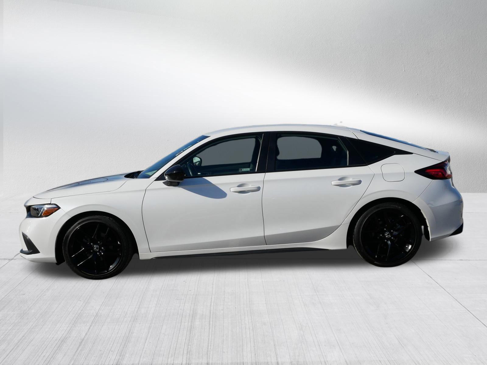 Used 2024 Honda Civic Sport image 4